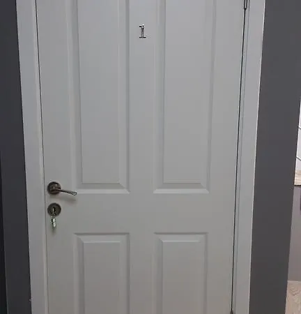 Eves Suites *
