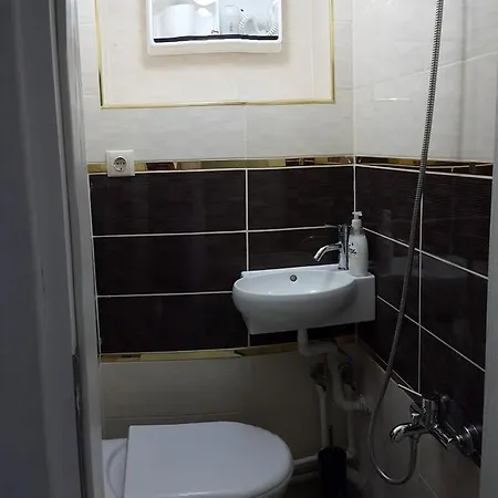Eves Suites 公寓 伯萨